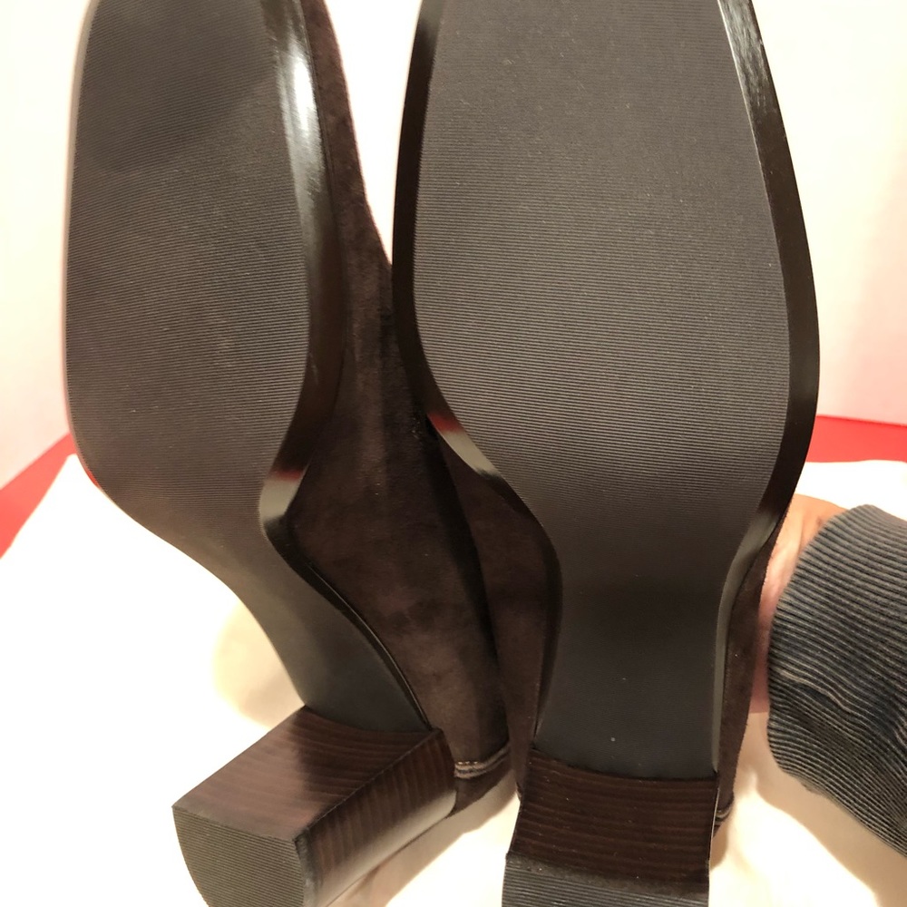 New Liz Claiborne Anandale Brown Suede Pumps - Picture 7 of 7